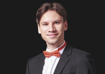 Иван Староверов