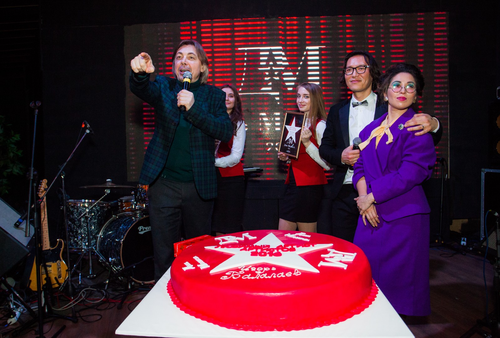 Игорь Балалаев (обладатель премии "Любимый артист артистов"), Сергей Ли и Юлия Чуракова