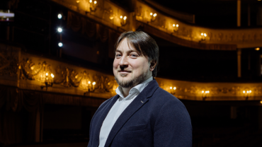 Книга-журнал Life Искусство жить: «Константин Хватынец: Я дирижурую то, что люблю, а люблю то, что дирижирую»