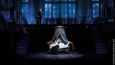 Moskauer Deutsche Zeitung: ‘Anja im Lichtkäfig’